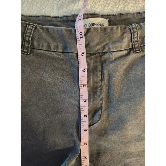 Goodthreads Women's 3.5" Chino Shorts - Picture 8 of 12
